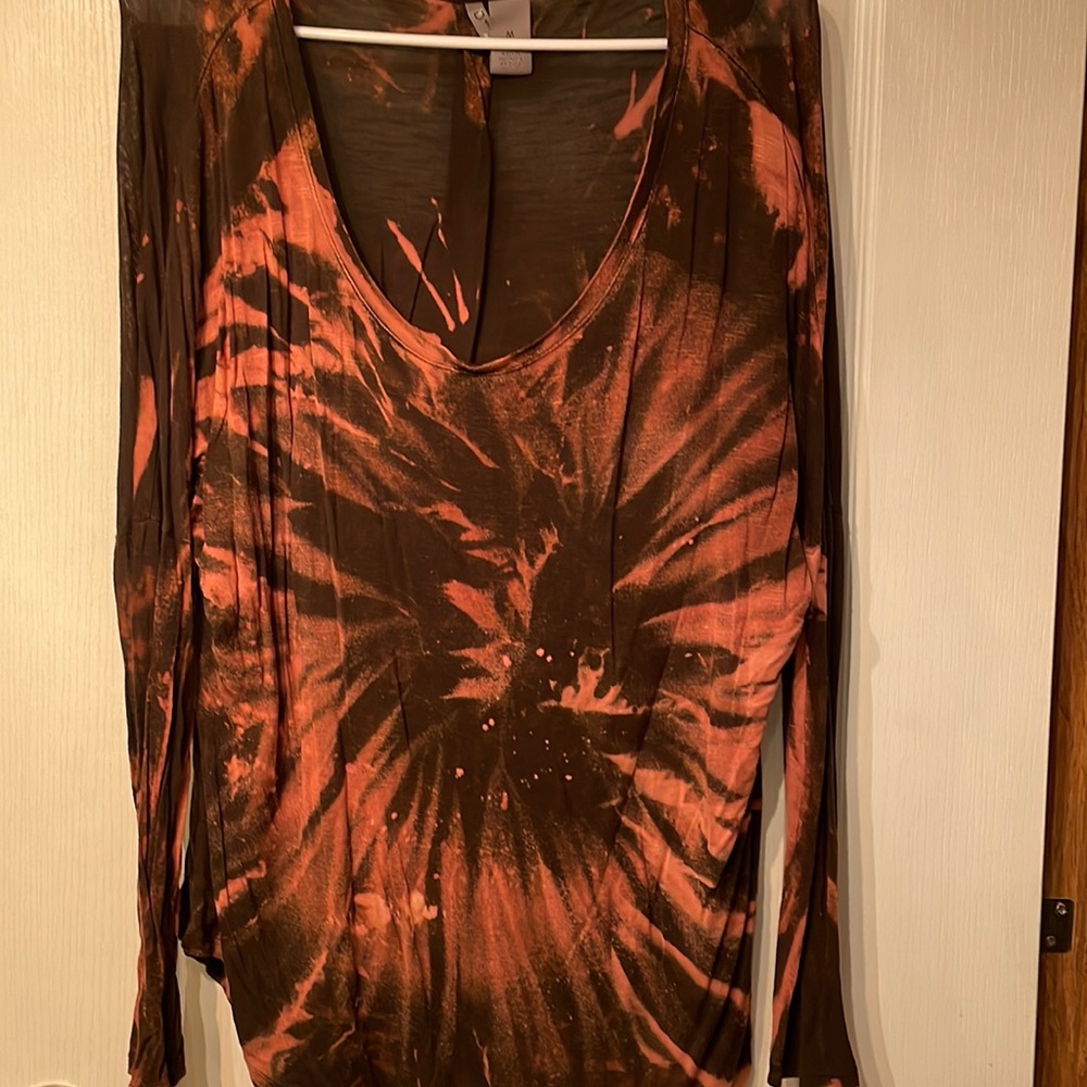 Bleached black long sleeve